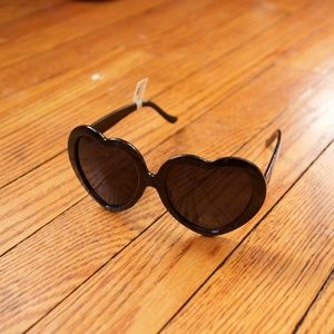 Trashy Diva Lolita Heart Sunglasses Black NWT